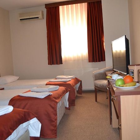 Duzce Han Otel Екстериор снимка
