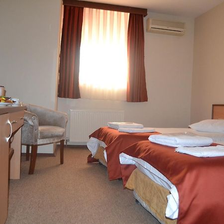 Duzce Han Otel Екстериор снимка