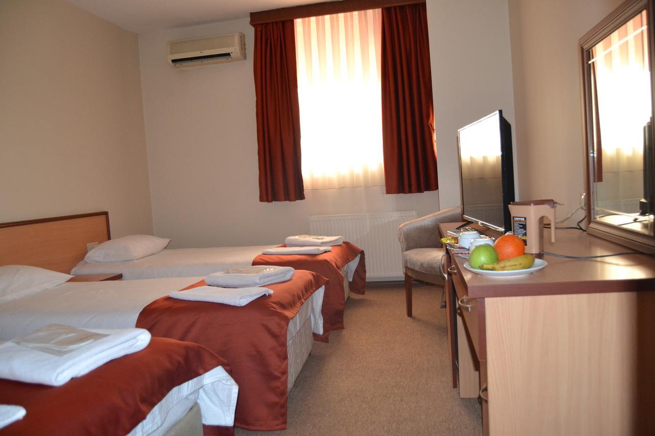 Duzce Han Otel Екстериор снимка