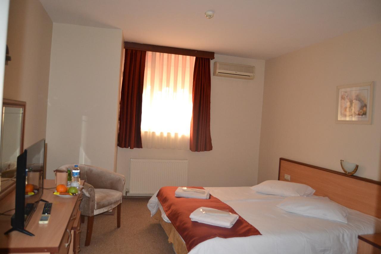 Duzce Han Otel Екстериор снимка