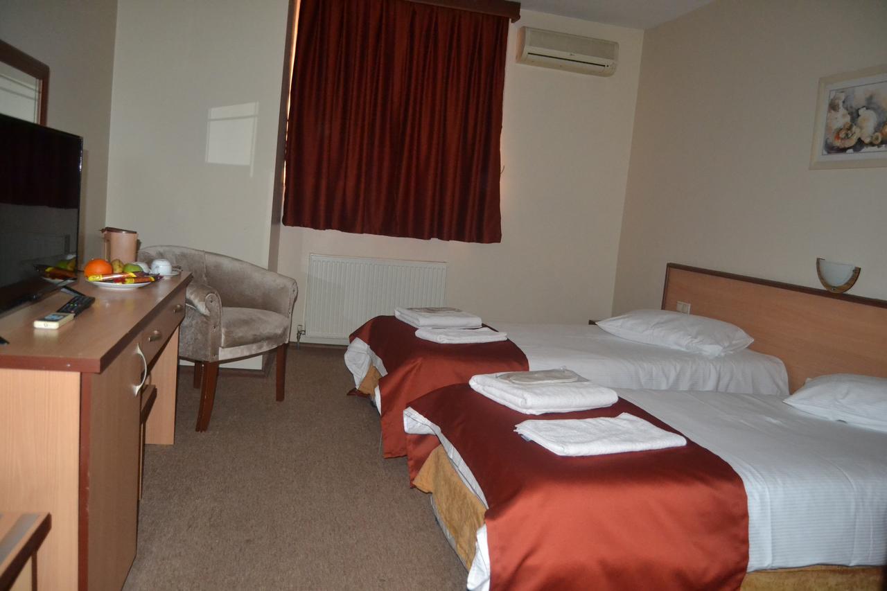 Duzce Han Otel Екстериор снимка